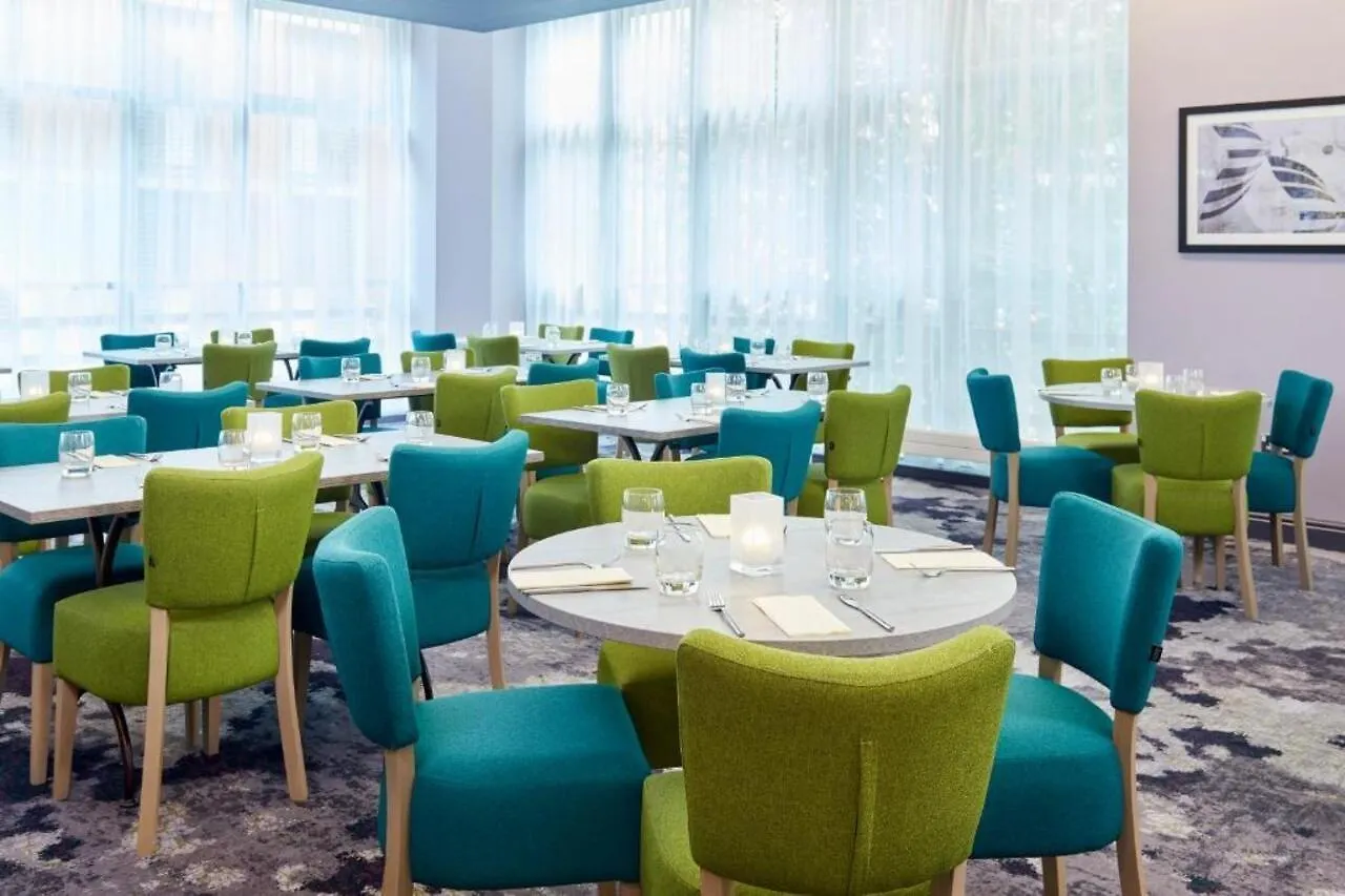 Leonardo Hotel שפילד 4*,